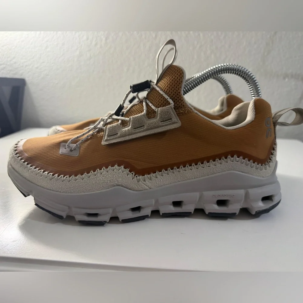 On cloudsway Stylish Women's Athletic Shoes in Tan and Gray - Picture 3 of 7